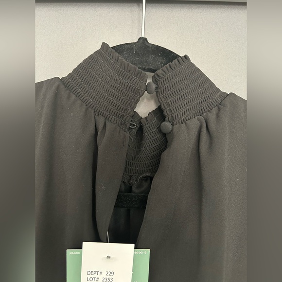 Women’s black dress. - Picture 4 of 4